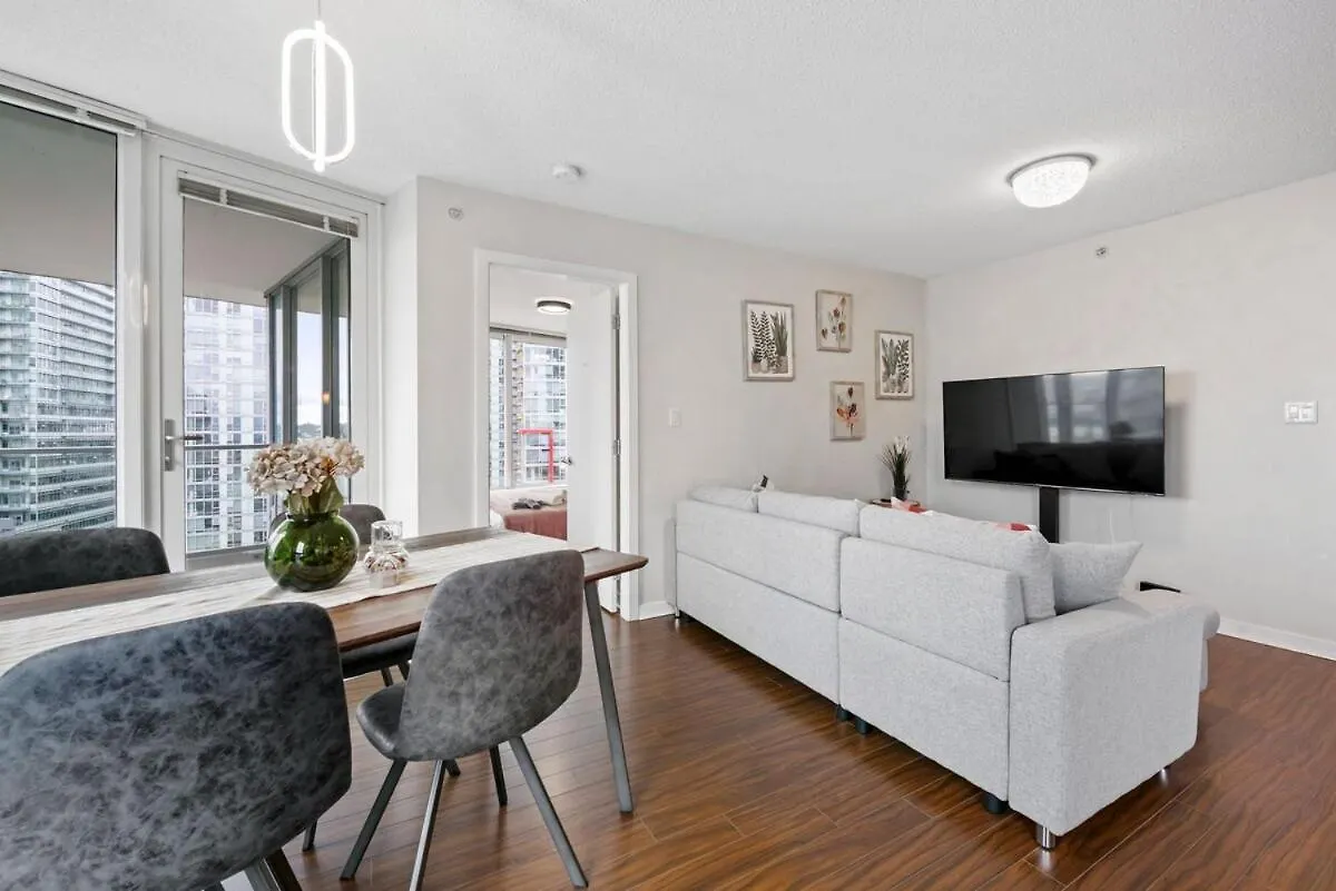 Spacious 3Br Condo In Downtown Vancouver Central Location Daire